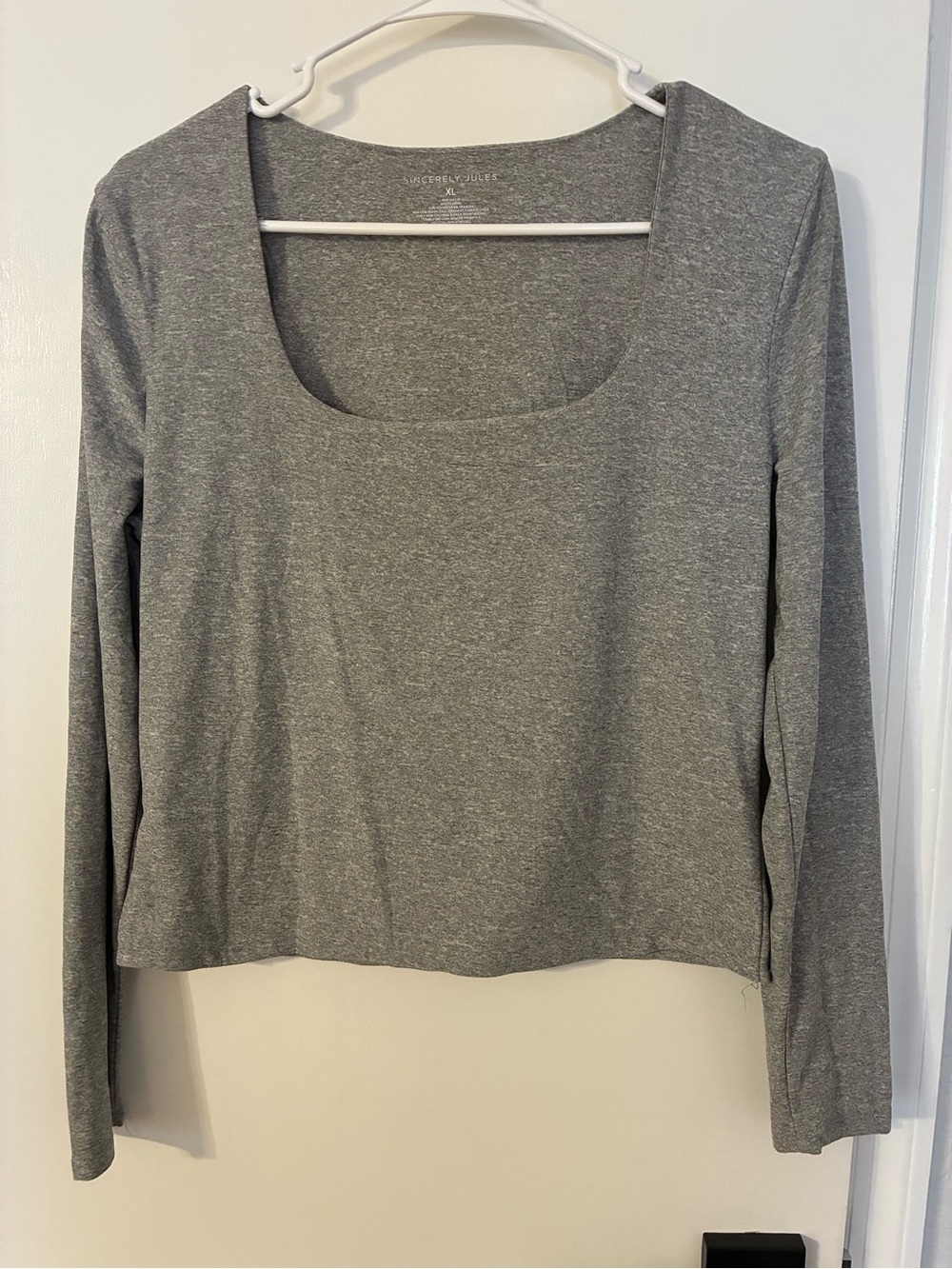 Sincerely Jules Gray Square Neck Long Sleeve Stretchy Top